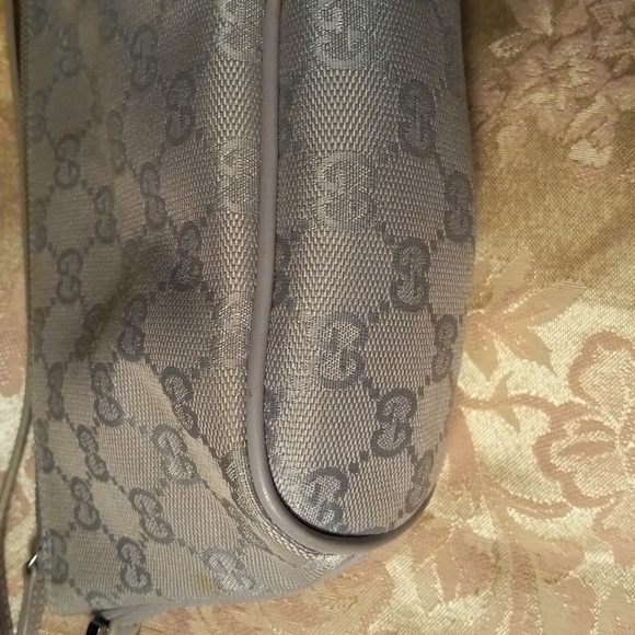 10x5 authentic Gucci small purse very good condition serial number 0 7 1 9 8 2 1 - Picture 10 of 14